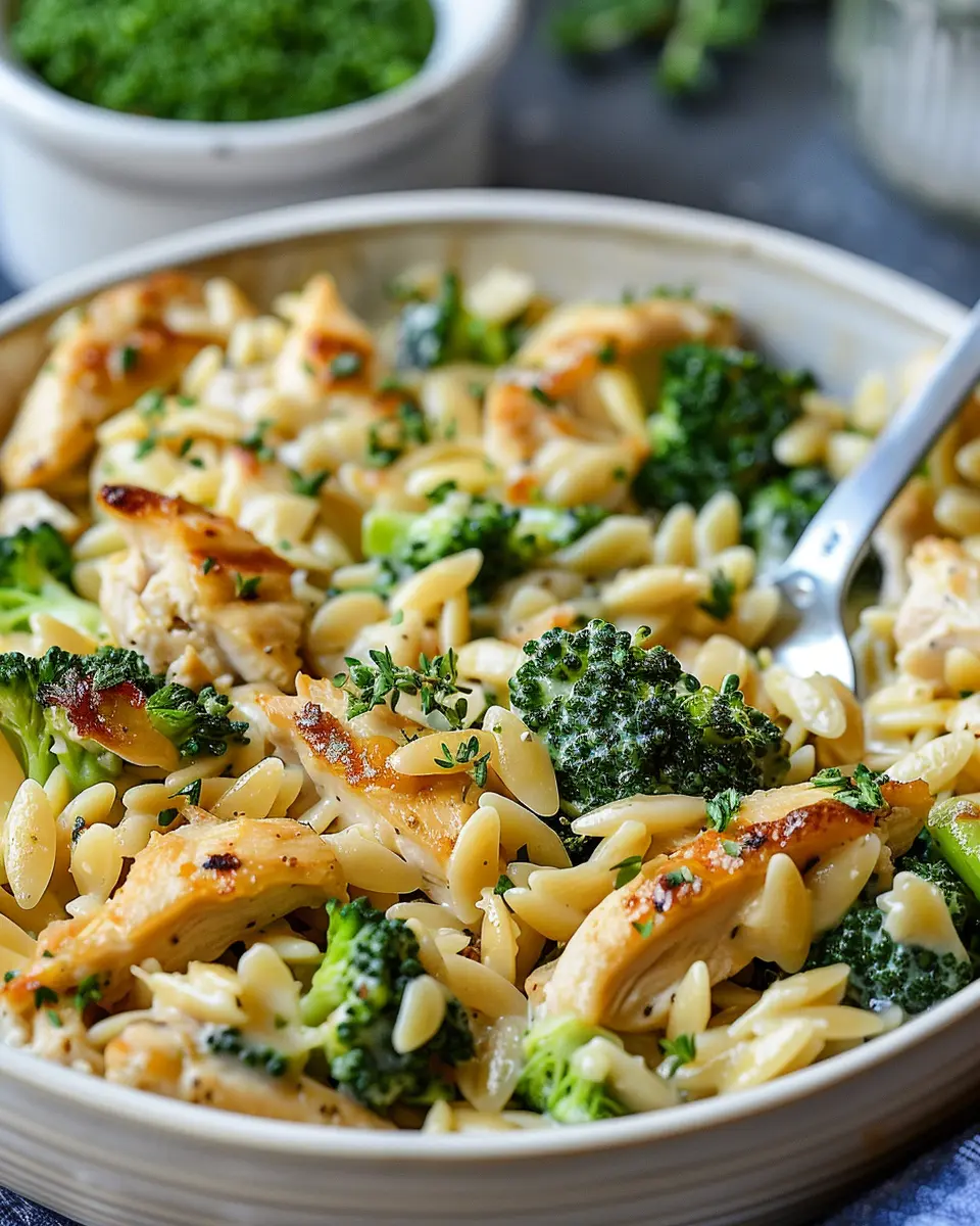 Cheesy Chicken Broccoli Orzo: The Easy Comfort Food You’ll Love